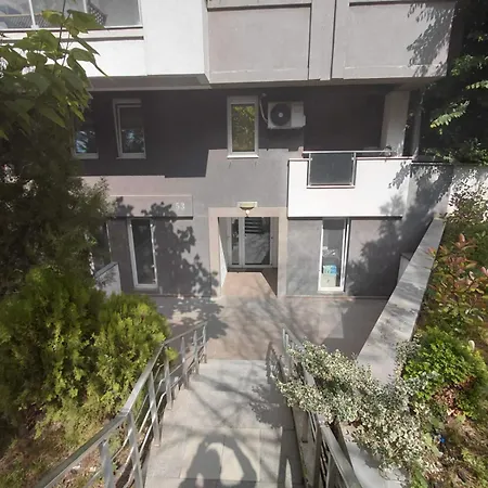 Luxury Escape 2br With Scenic Views & Private Garage Апартаменты