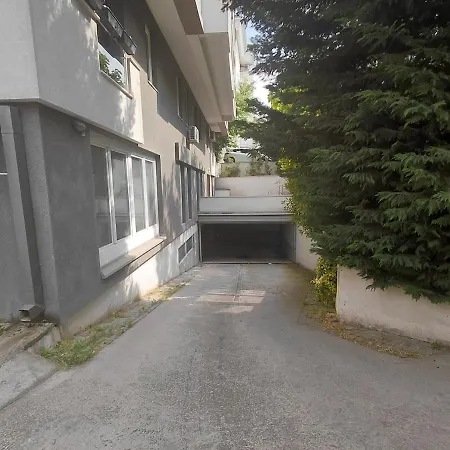Luxury Escape 2br With Scenic Views & Private Garage Апартаменты *